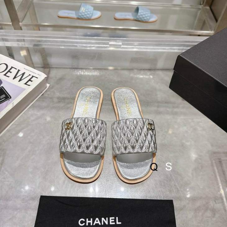 Picture of Chanel Slippers _SKUChanelsz35-40S03113148